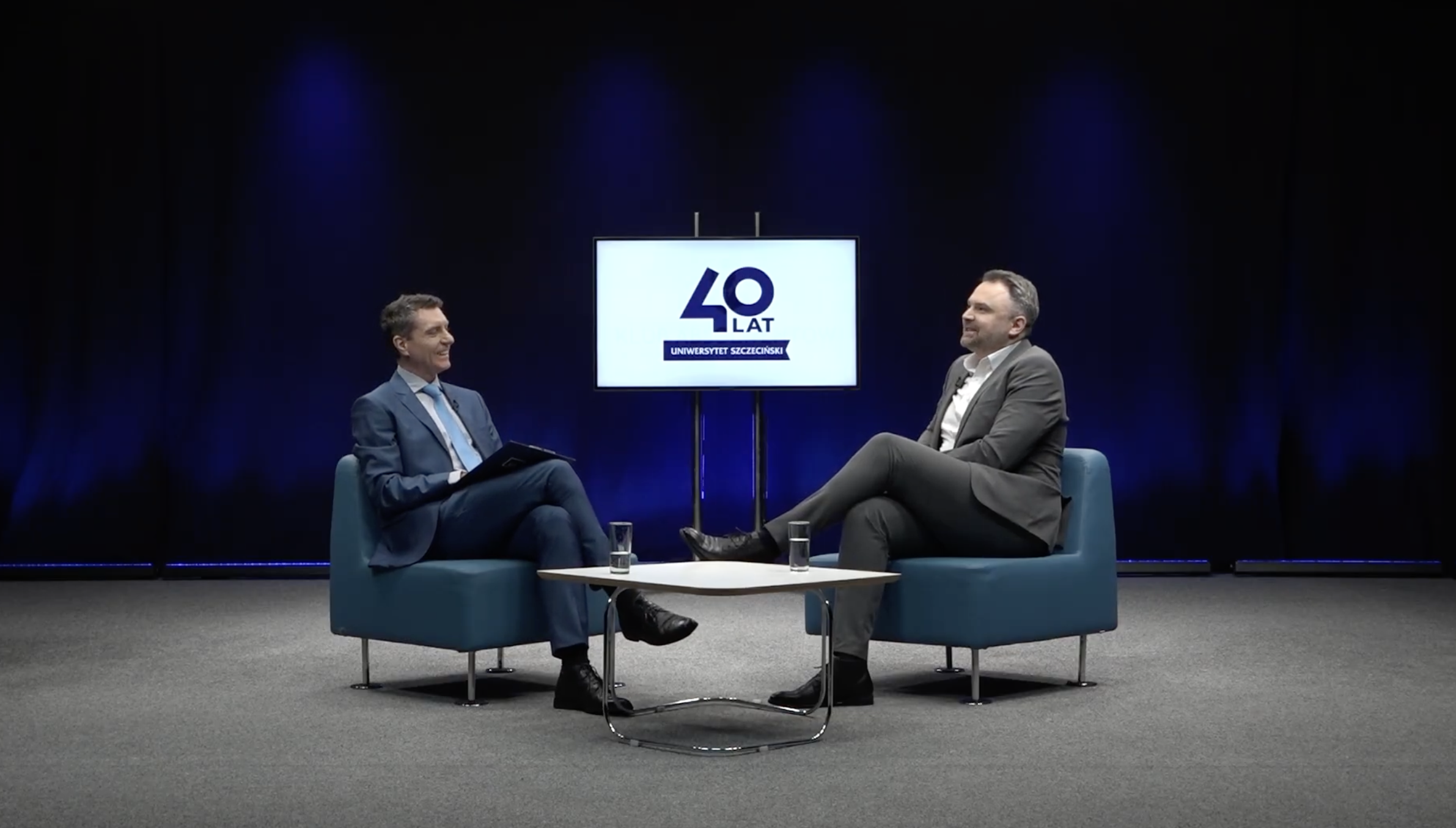 klub absolwentow 42